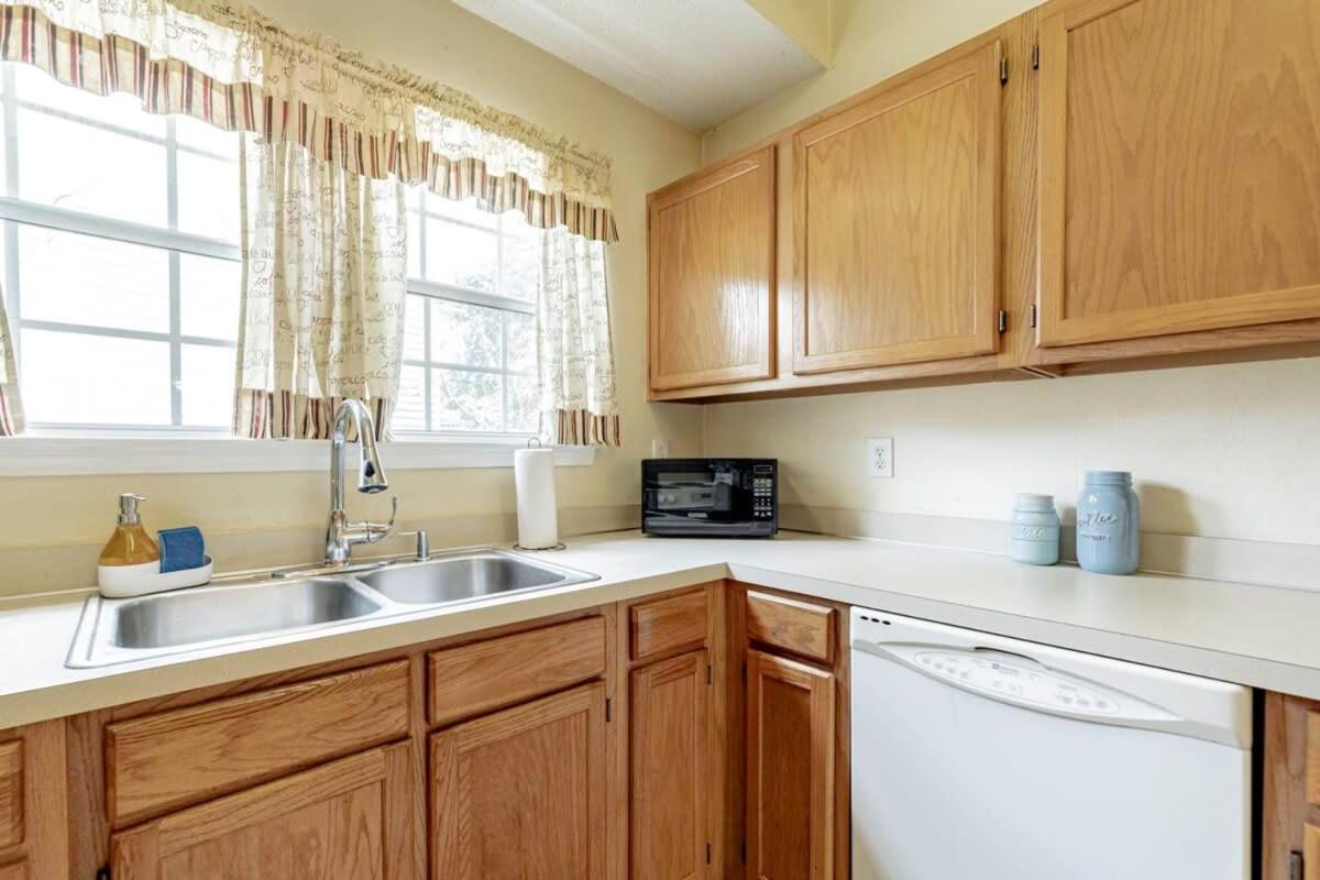 Aerie Oaks Cottage-5Min To Lake, 20Min To Columbia Lexington Esterno foto